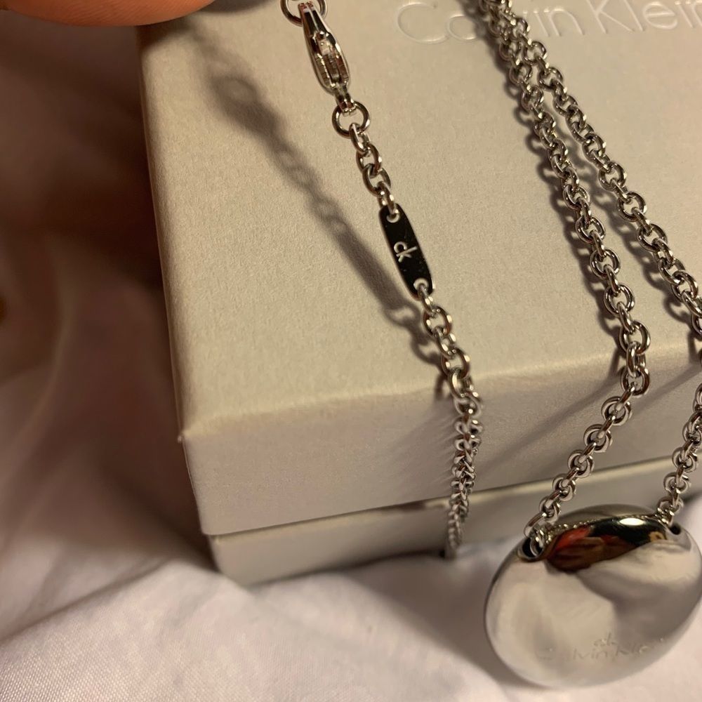 Calvin Klein Wood Silver Pendant Chain Necklace - Picture 11 of 15